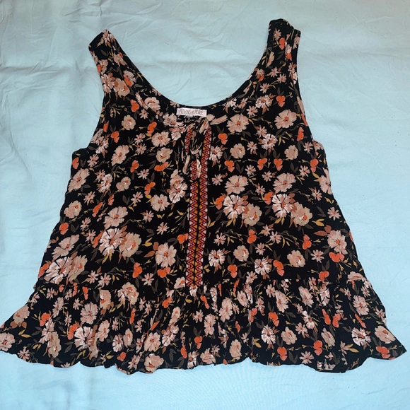 NWOT Boho Floral Tank - Picture 2 of 5